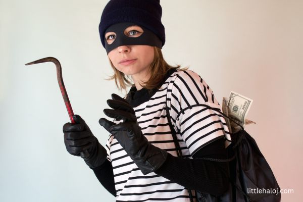 Robber costume