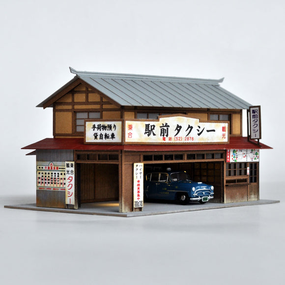 Station Taxi with Taxi : Toshio Itoh Pre-painted HO (1:80 