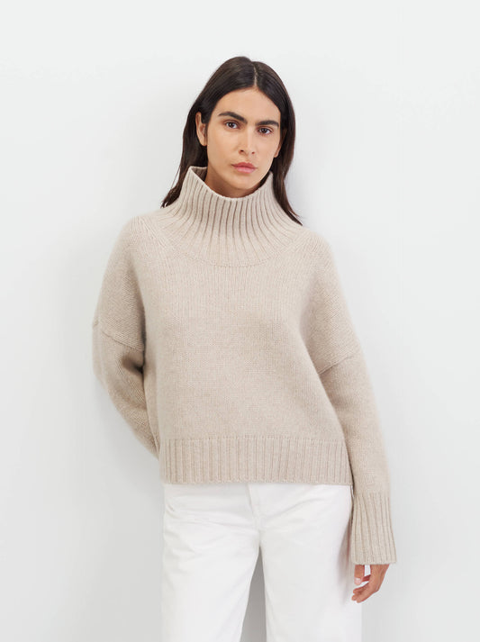 Girlfriend Turtleneck - Grey – ARMADIO 55