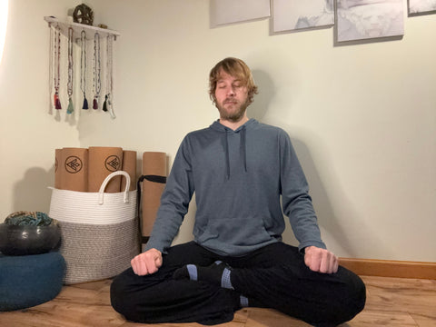 Adhi Mudra in Seated Meditation Pose for Asivana Yoga Mudra Catalog by Jack Utermoehl
