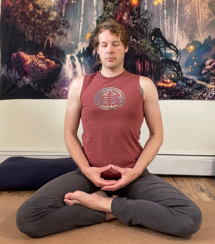 Dharmadhatu Mudra perfomed by Jack Utermoehl in Meditation Pose