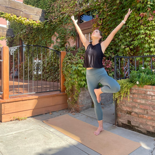 Katie Wilcox is Bringing Positive Body Image to Yoga Magazine — Healthy is  the new skinny