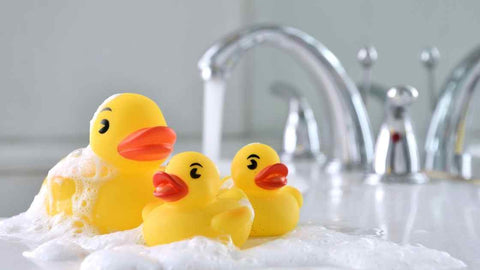 Bath at night with ducks