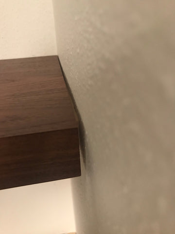 Shelf fit to an inside corner