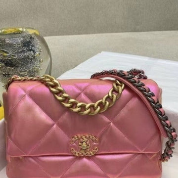 Flap Bag Metallic Sunset Pearl Pink New Collection – ModaBuzz®