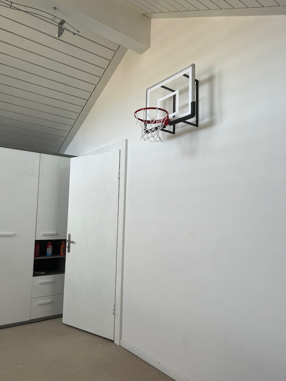 Elite X9 Mini Basketball Hoop - Wall Mounted – IndoorHooper