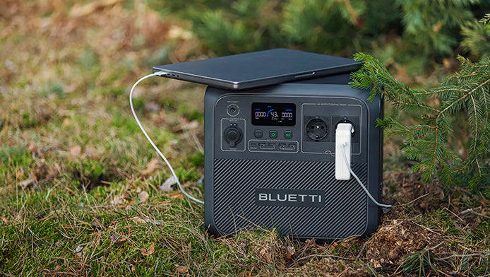 BLUETTI AC180 Portable Power Station