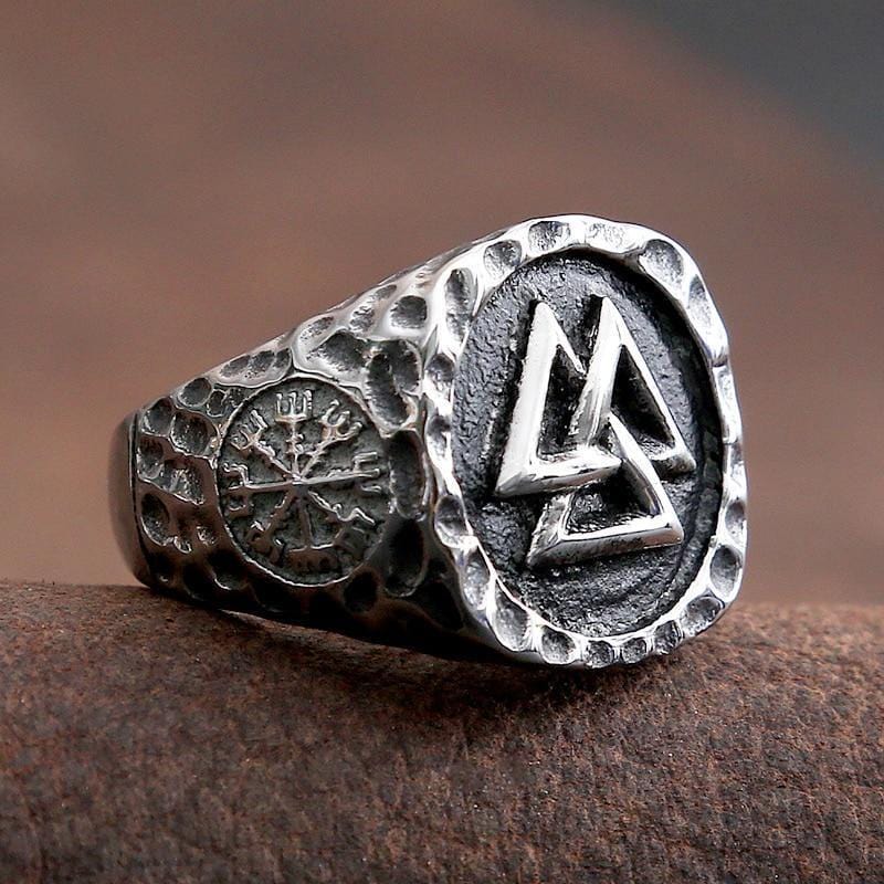 valknut compass