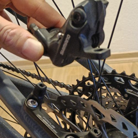 Shimano Bremsbeläge gründlich reinigen: D03S/D02S/B05S