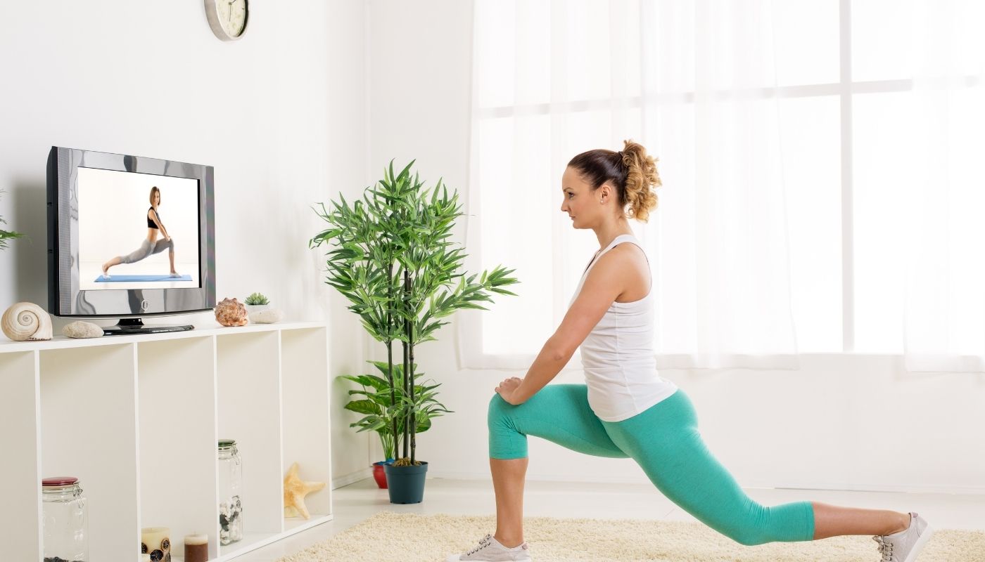 Exercise at-home routine helps to lose weight