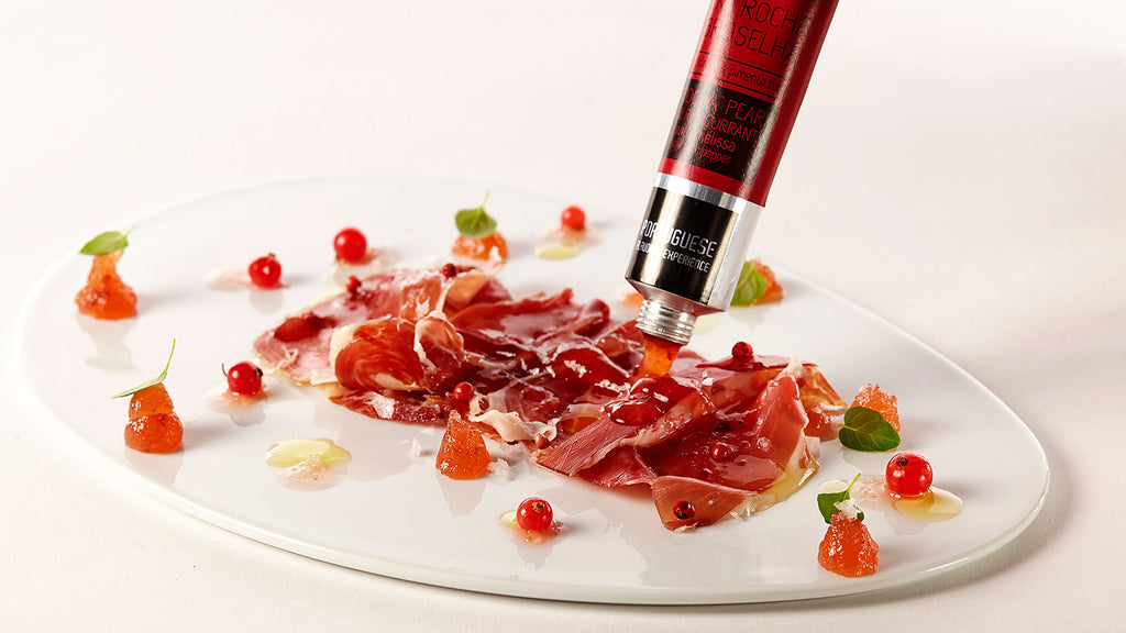Ham with Rocha Pear Jam and Blackcurrant with Cidreira and Pink Pepper meia.dúzia