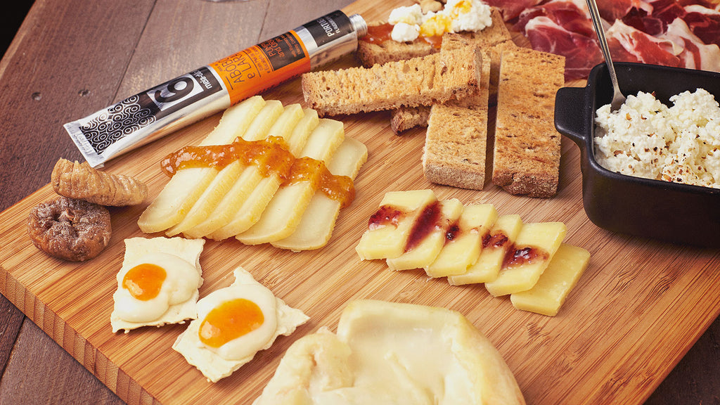 Portuguese cheese board with traditional pumpkin jam meia.dúzia