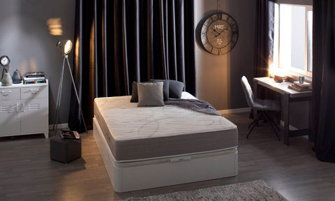 Kuidas kasutada mahukat pesukastiga voodit lisaruumi loomiseks magamistoas?