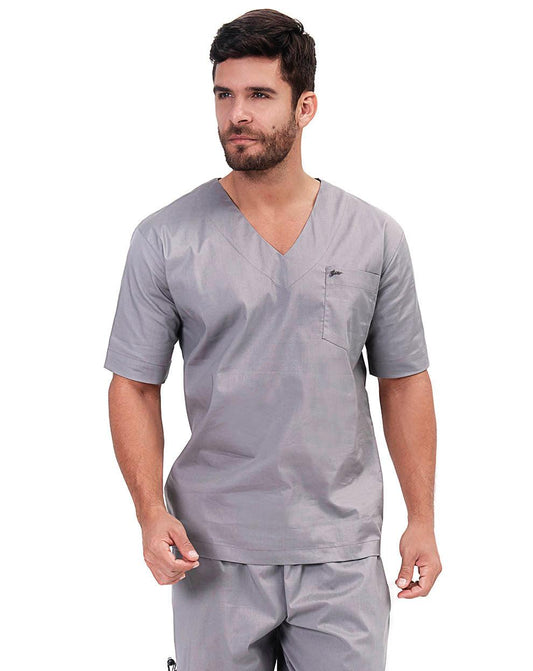 Scrub Man Conjunto Cinza Claro - jalecos-mania Algodão Com Elastano, Bordado, Cinza Claro, Jalecos Mania, Masculino, Pijama Cirúrgico, Scrubs