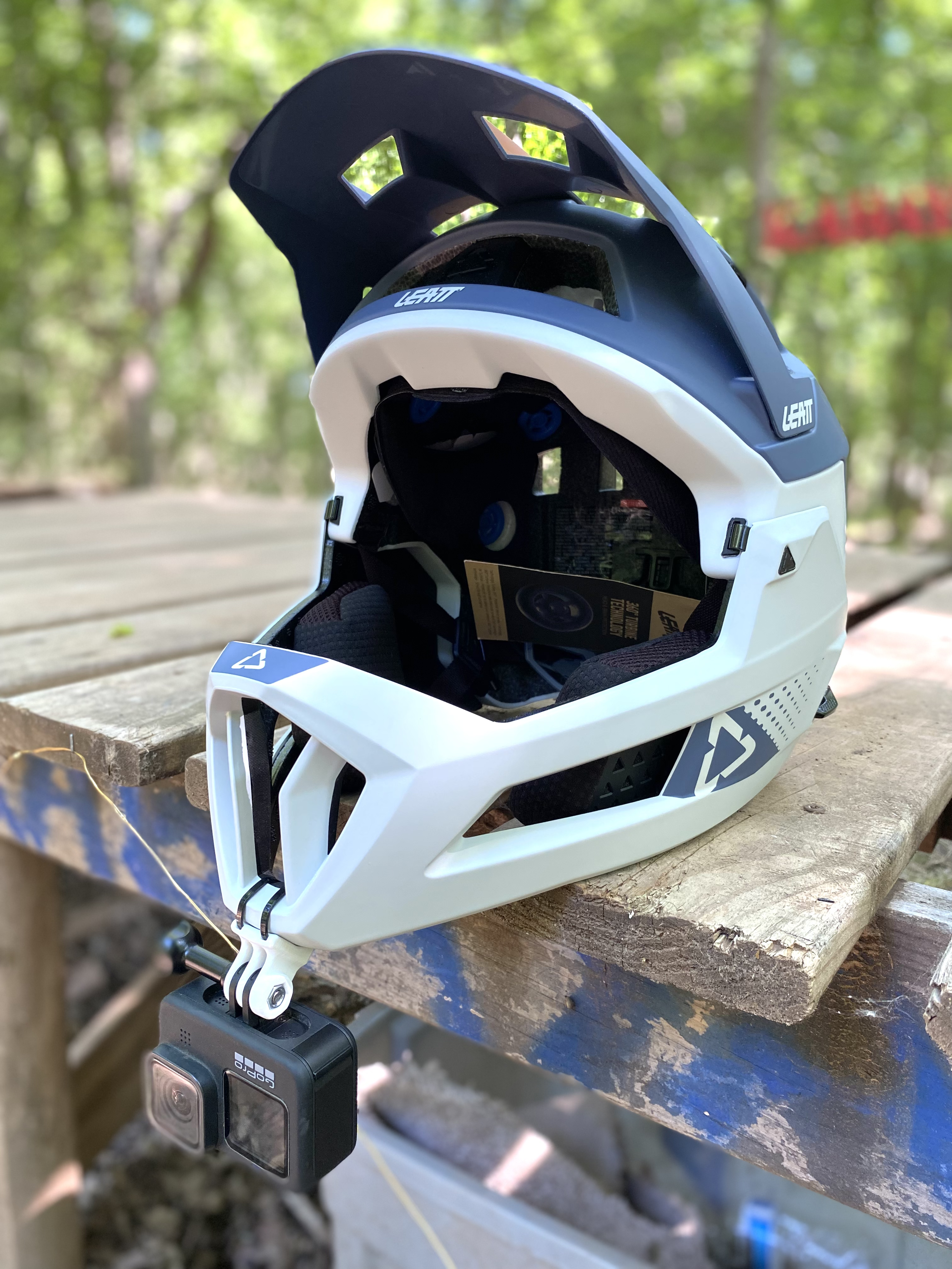 mtb helmet camera mount