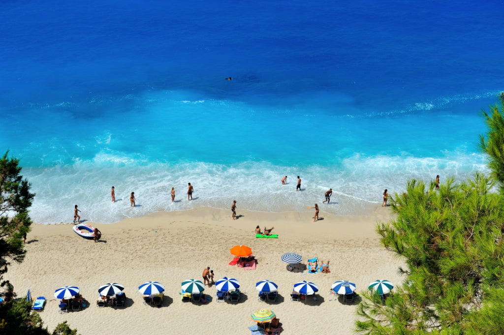 Genießen Sie den Strand in Lefkada, Griechenland – Bild von Nikos Zacharoulis