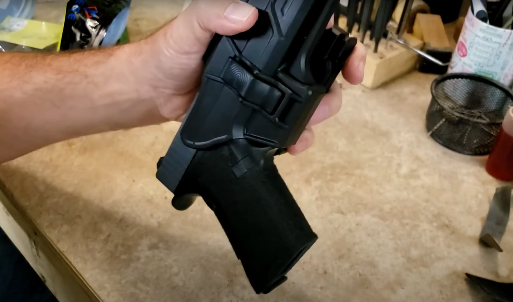 Glock 17 holster review