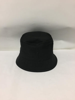 Valentino Garavani - VLogo Signature bucket hat-1