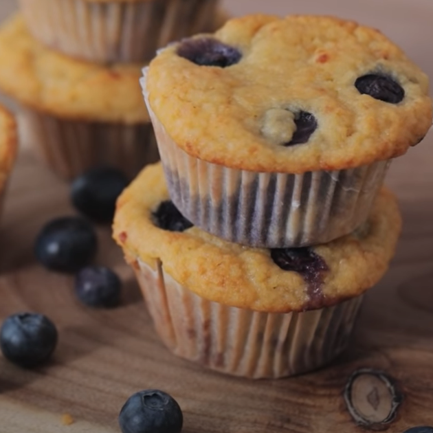 Muffins con arándanos keto – 