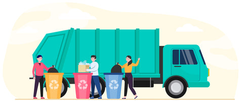 Des personnes trient les déchets dans des bacs de recyclage, près d'un camion poubelle, une image qui souligne l'importance de la séparation des déchets pour l'article sur la gestion des déchets verts.