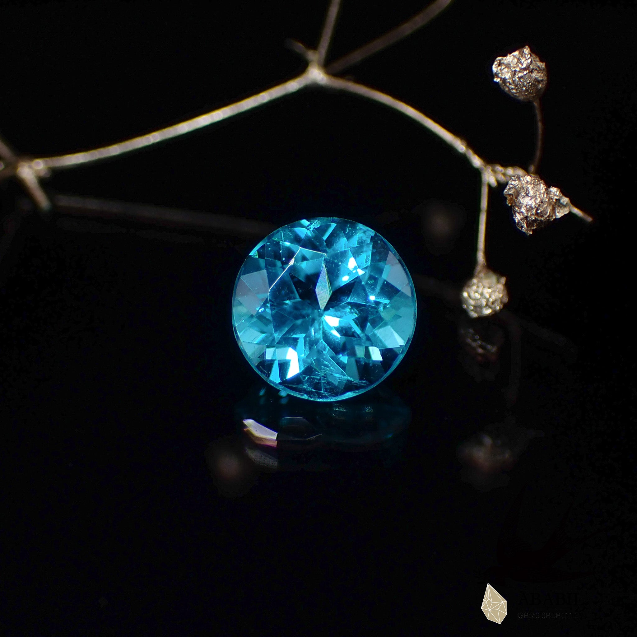 天然アパタイト1.44ct【ブラジル】☆パライバカラー☆ネオンブルー☆-