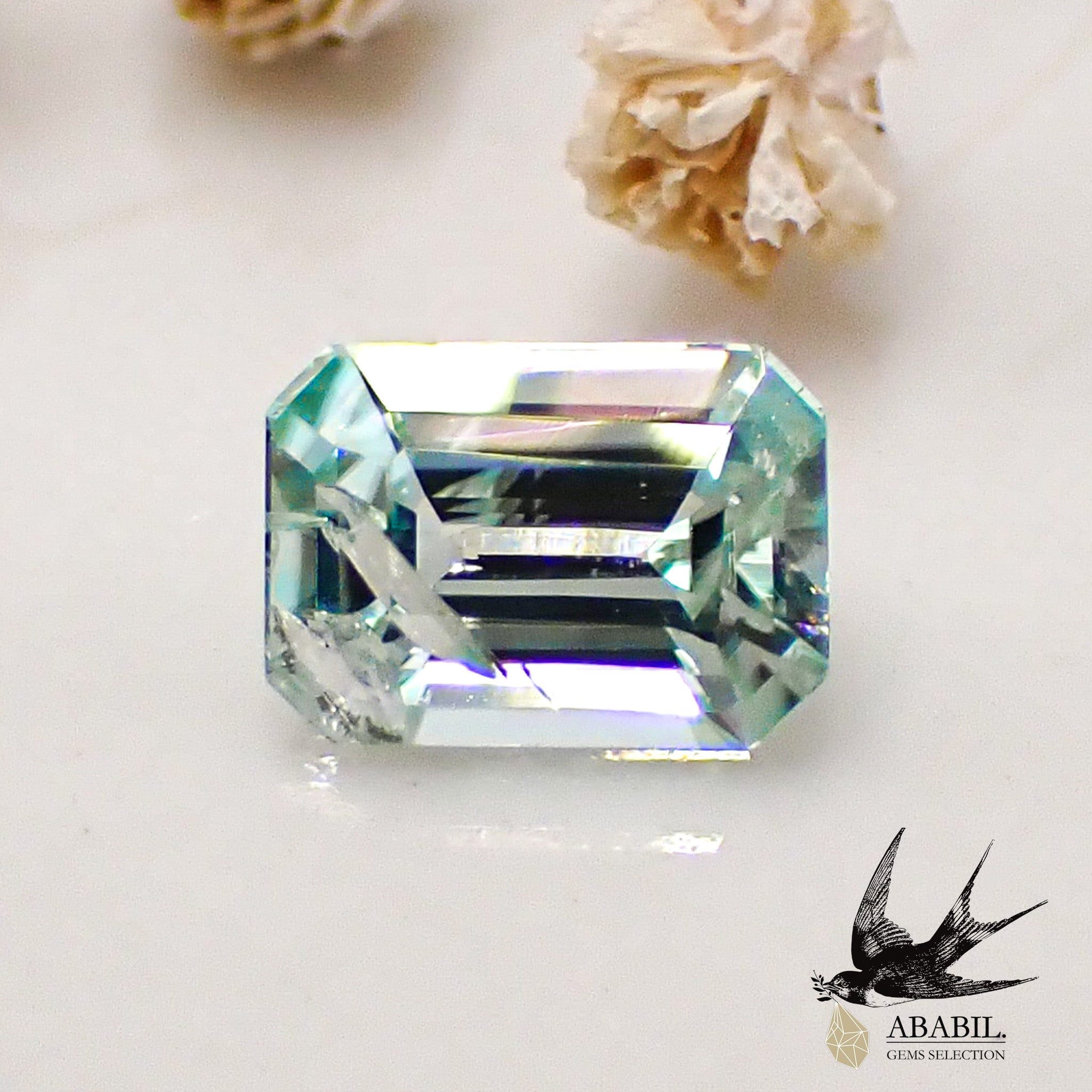 天然ミントユークレース0.63ct 【ブラジル】★レアストーン★