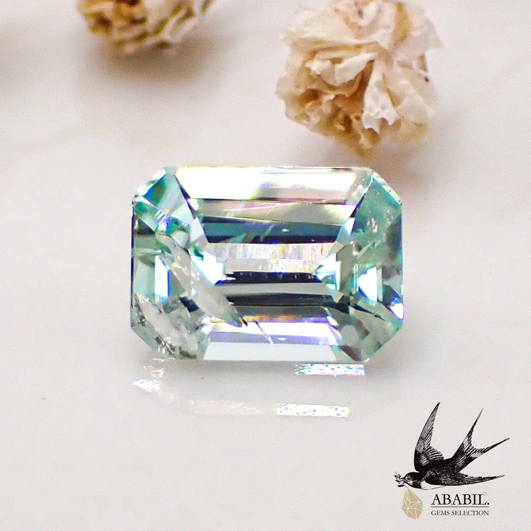 天然ミントユークレース0.63ct 【ブラジル】☆レアストーン