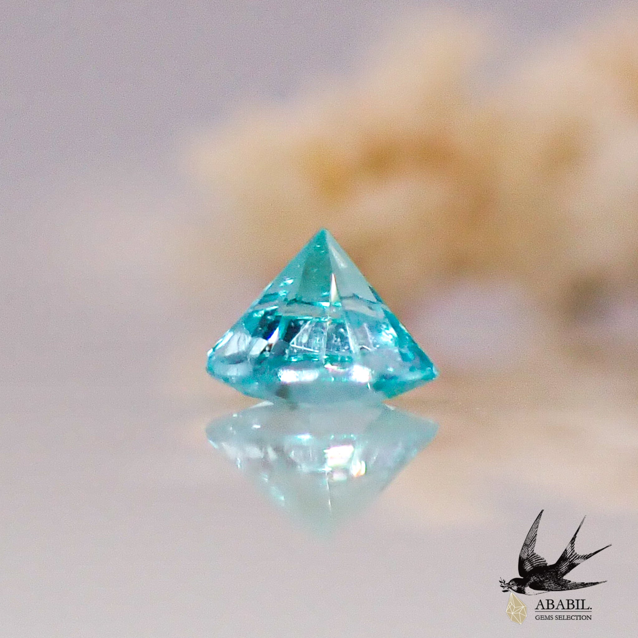 天然パライバトルマリン0.147ct【ブラジル】☆ネオンブルー