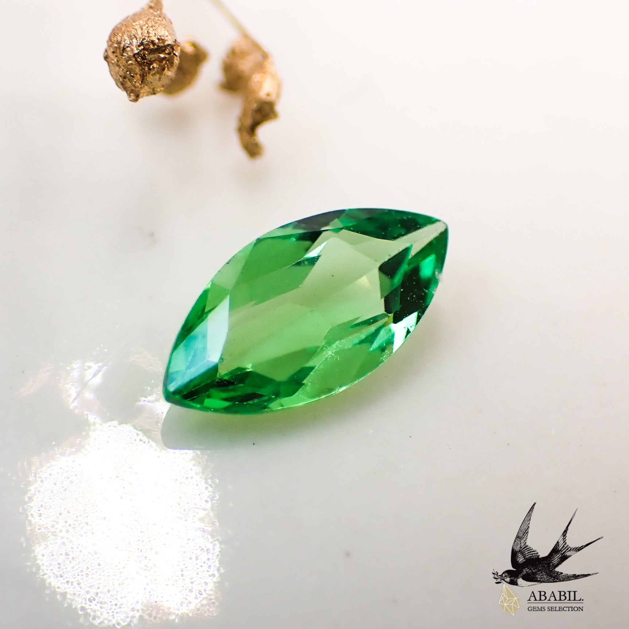 天然グリーンガーネット 2.56ct-