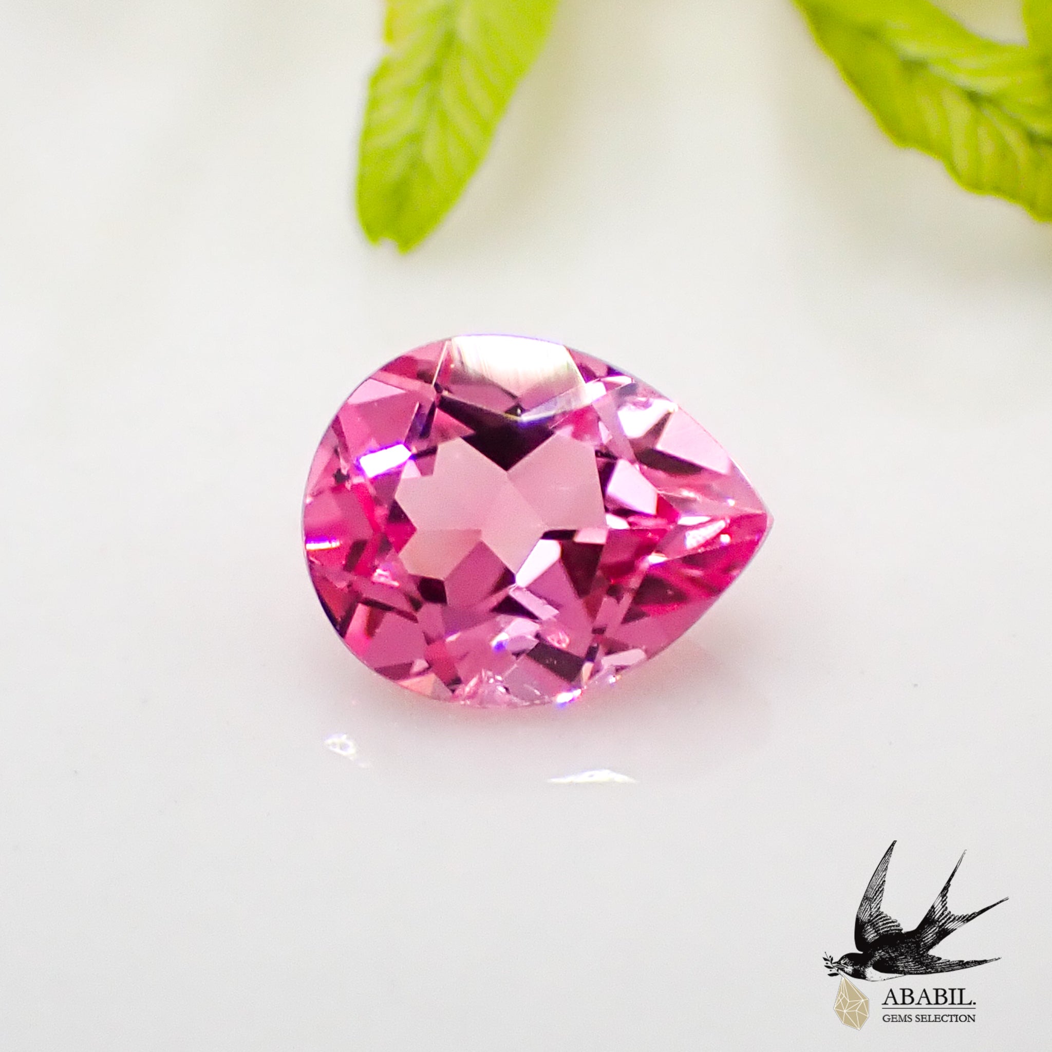 ○新登場○ タンザニア マヘンゲ産 アヤナ スピネル 1.558ct ホット