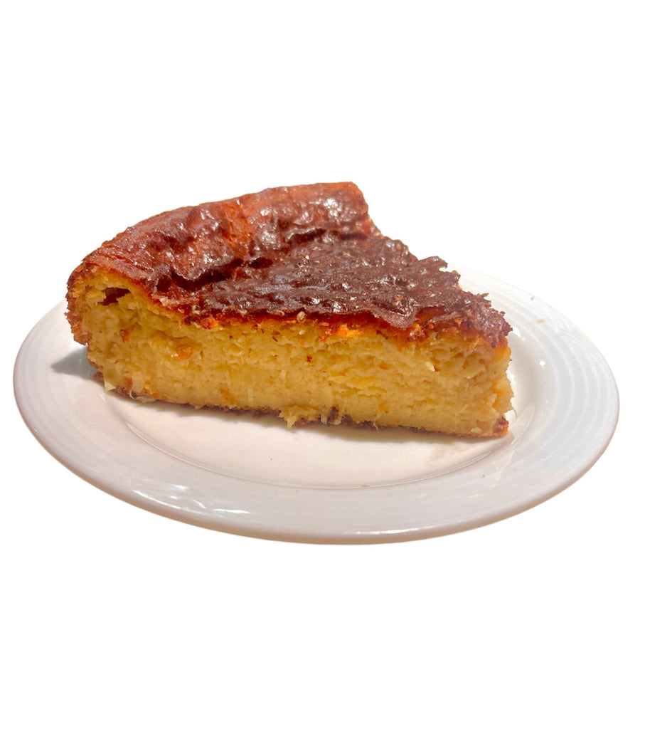 Rebanada de Cheesecake de Elote Philadelphia – Amber Repostería Fina