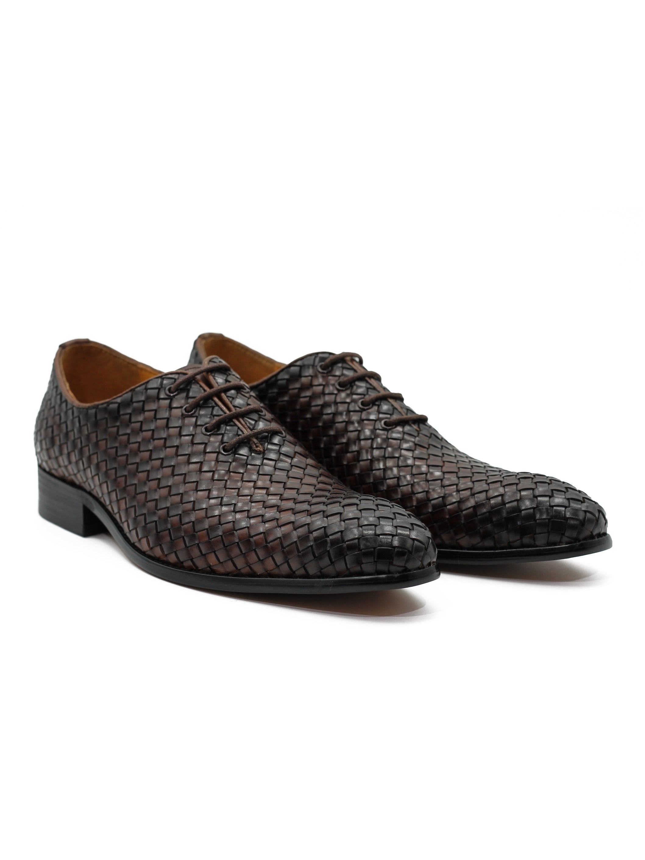 BROWN LATTICE WOVEN LEATHER SHOES