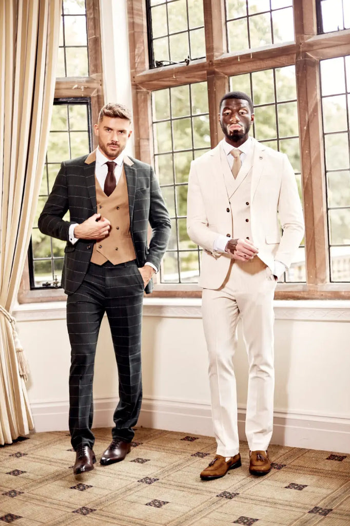 Buy Men Maroon Solid Regular Fit Wedding Three Piece Suit Online - 494753 |  Peter England