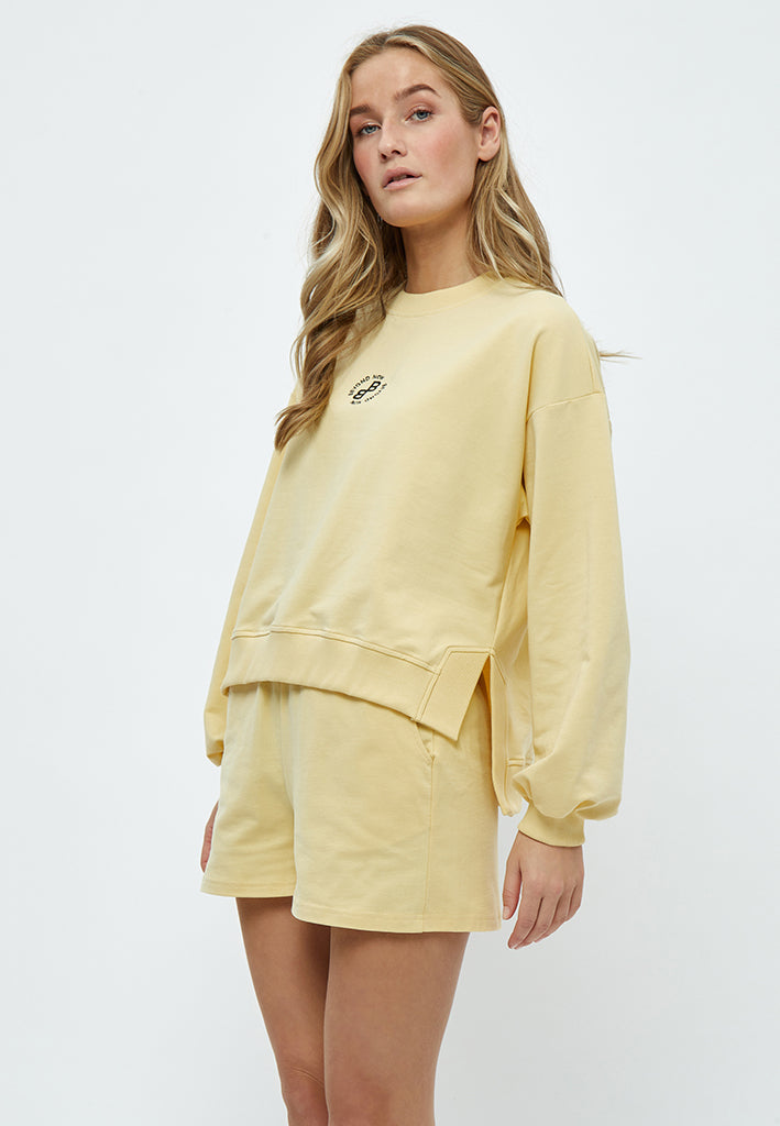 Cassie Crew Sunlight Yellow – Beyond