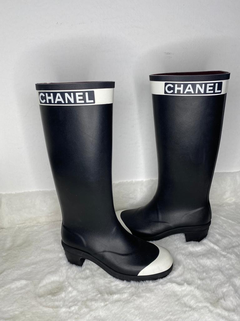 Chanel Rubber Rain Boots Black  G39620 X56326 94305  US