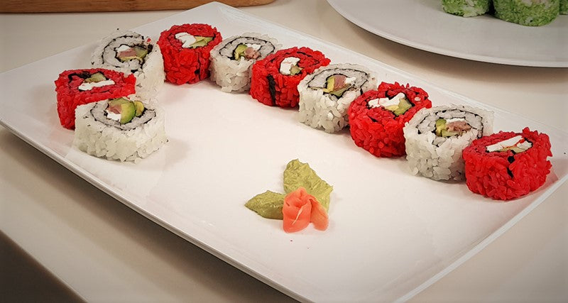 Aprende cómo hacer el Sushi Navideño perfecto
