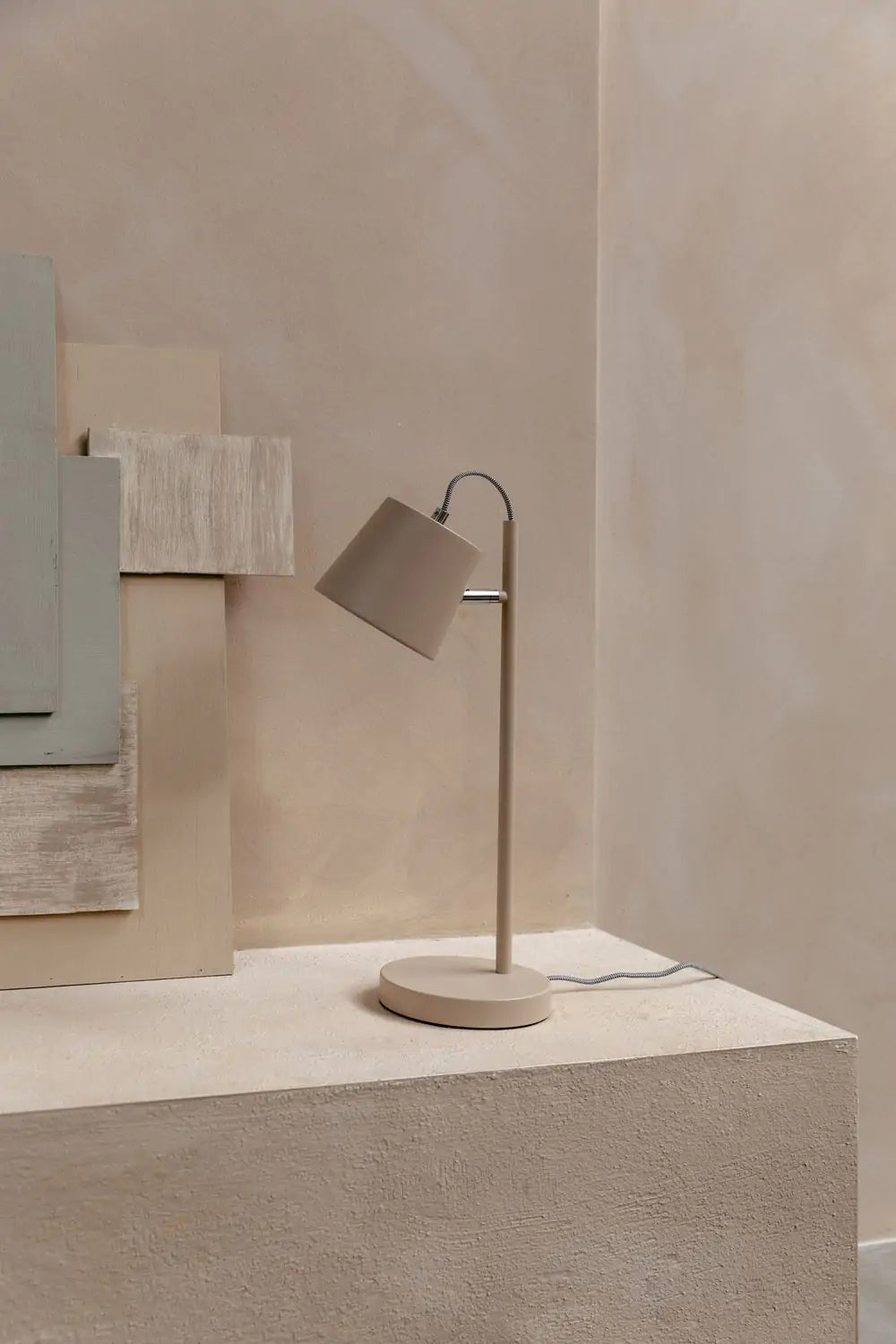 Table Lamp Buckle Head Beige