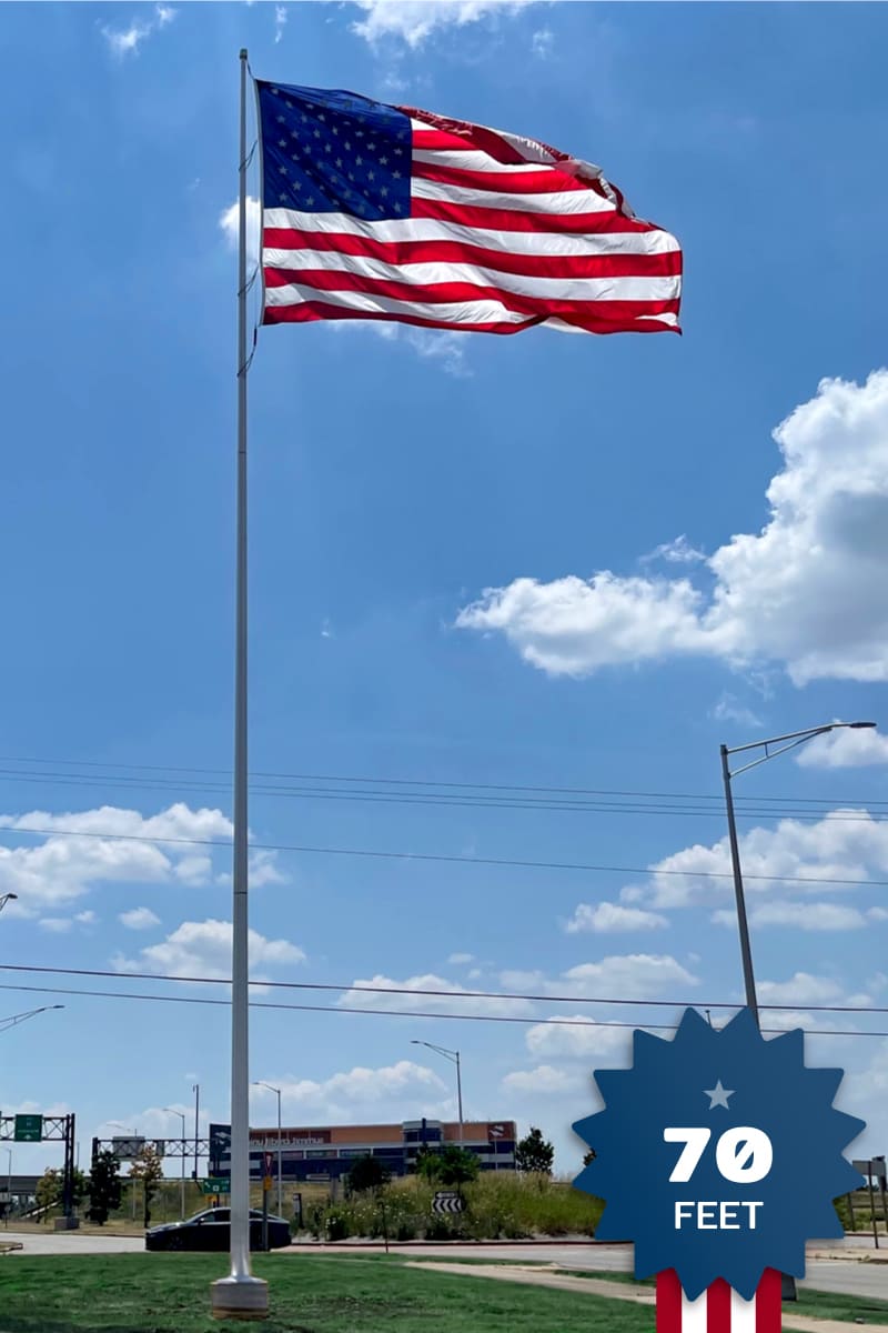 Commercial-Flagpole-70.jpg__PID:834130f7-67fb-482d-acb4-9418b2d016a6