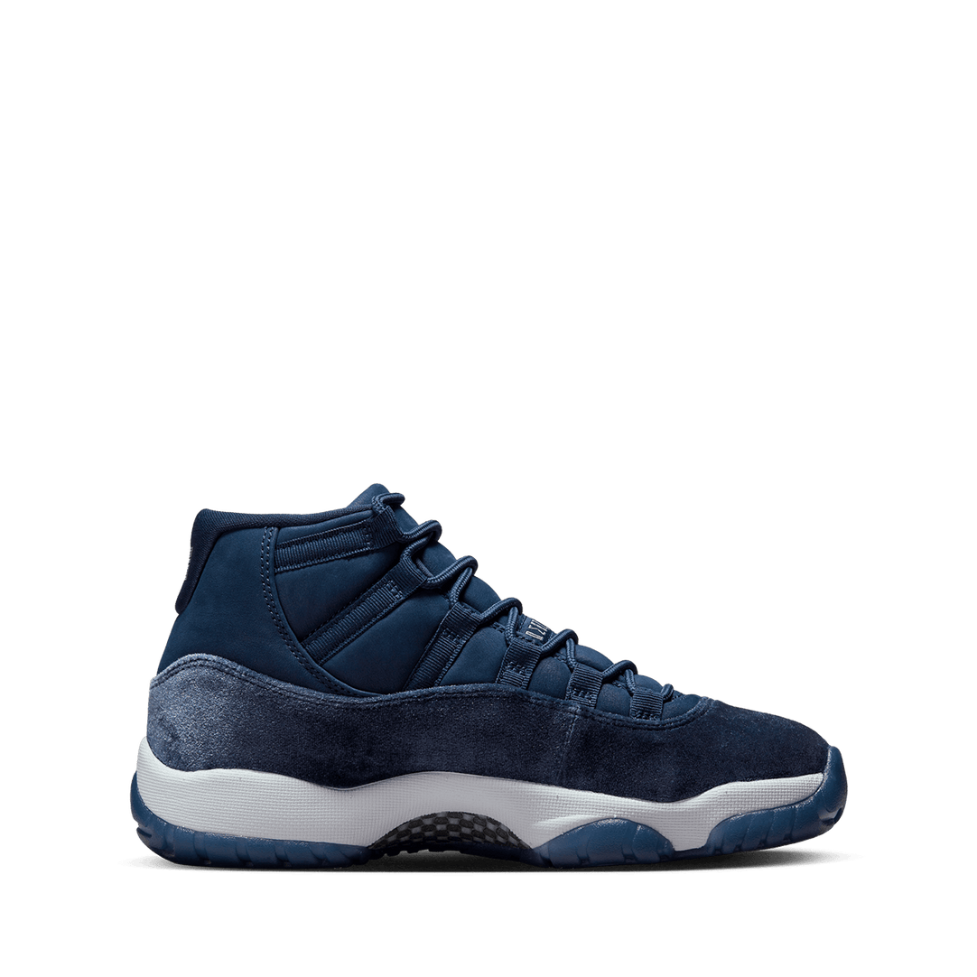 jordan 11s navy blue