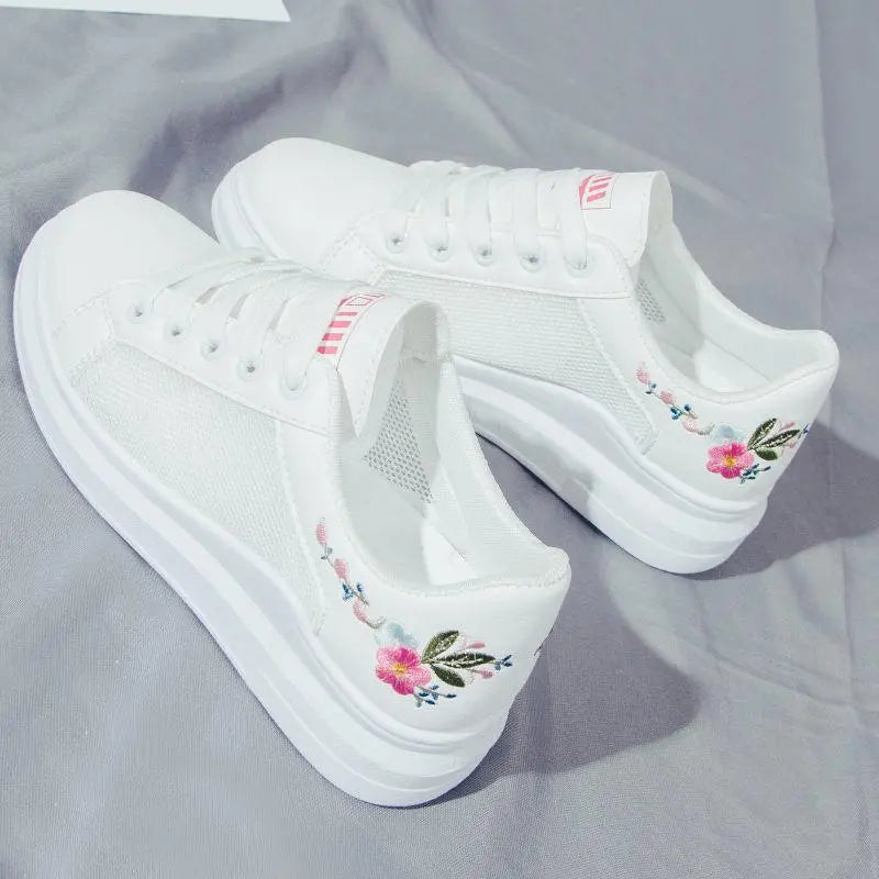 Sneakers Vivid Lilies