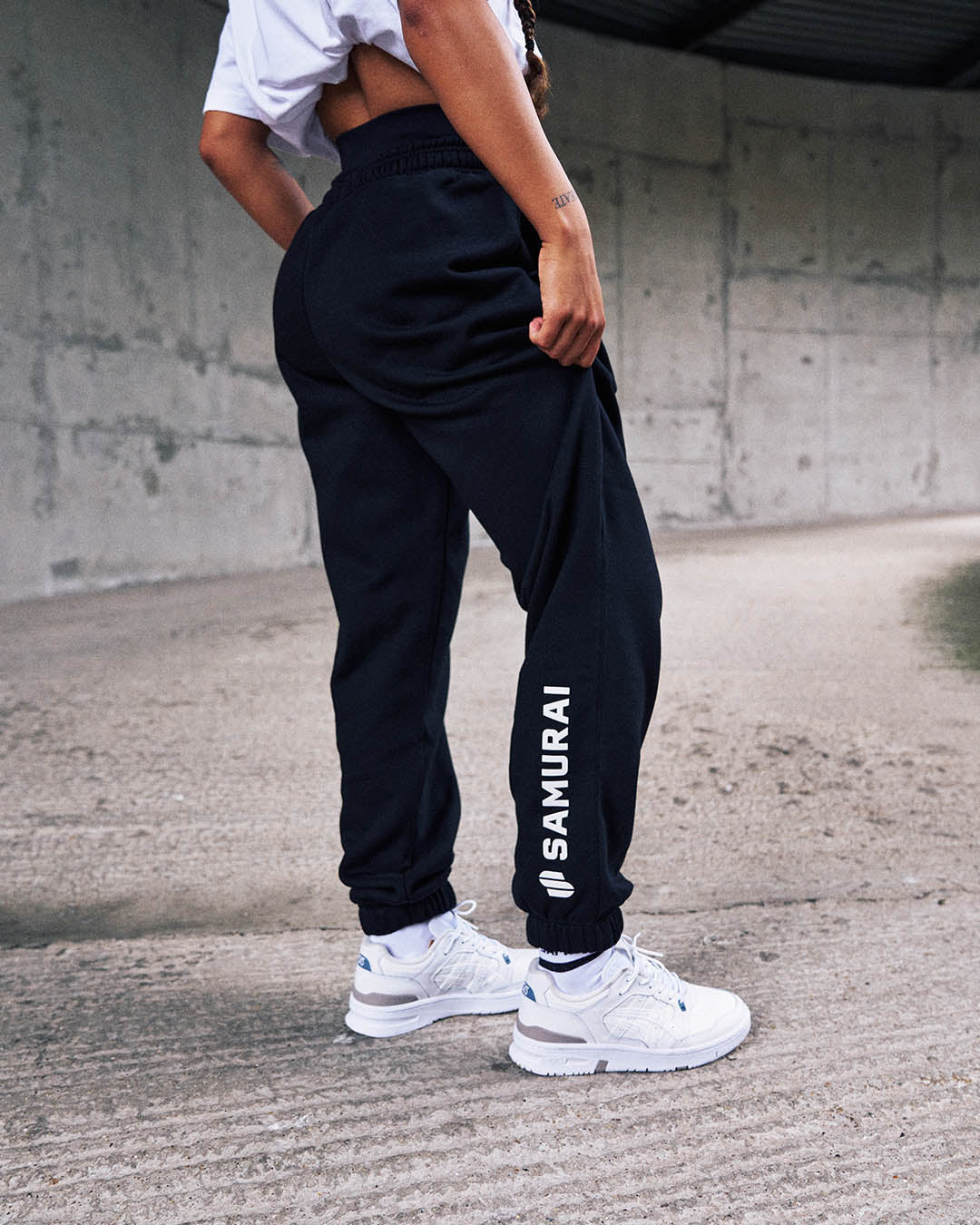 PFC: 003-3 - Womens SWEATPANTS - ONYX BLACK