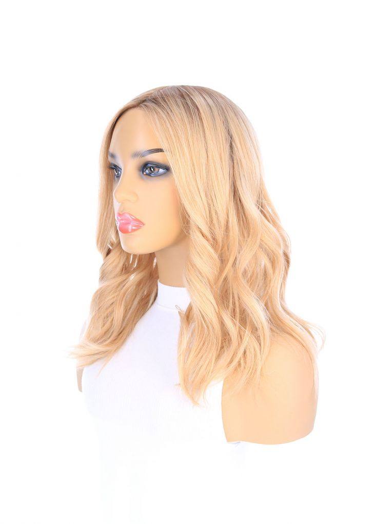 18 Princess Silk Top Wig Golden Blonde 