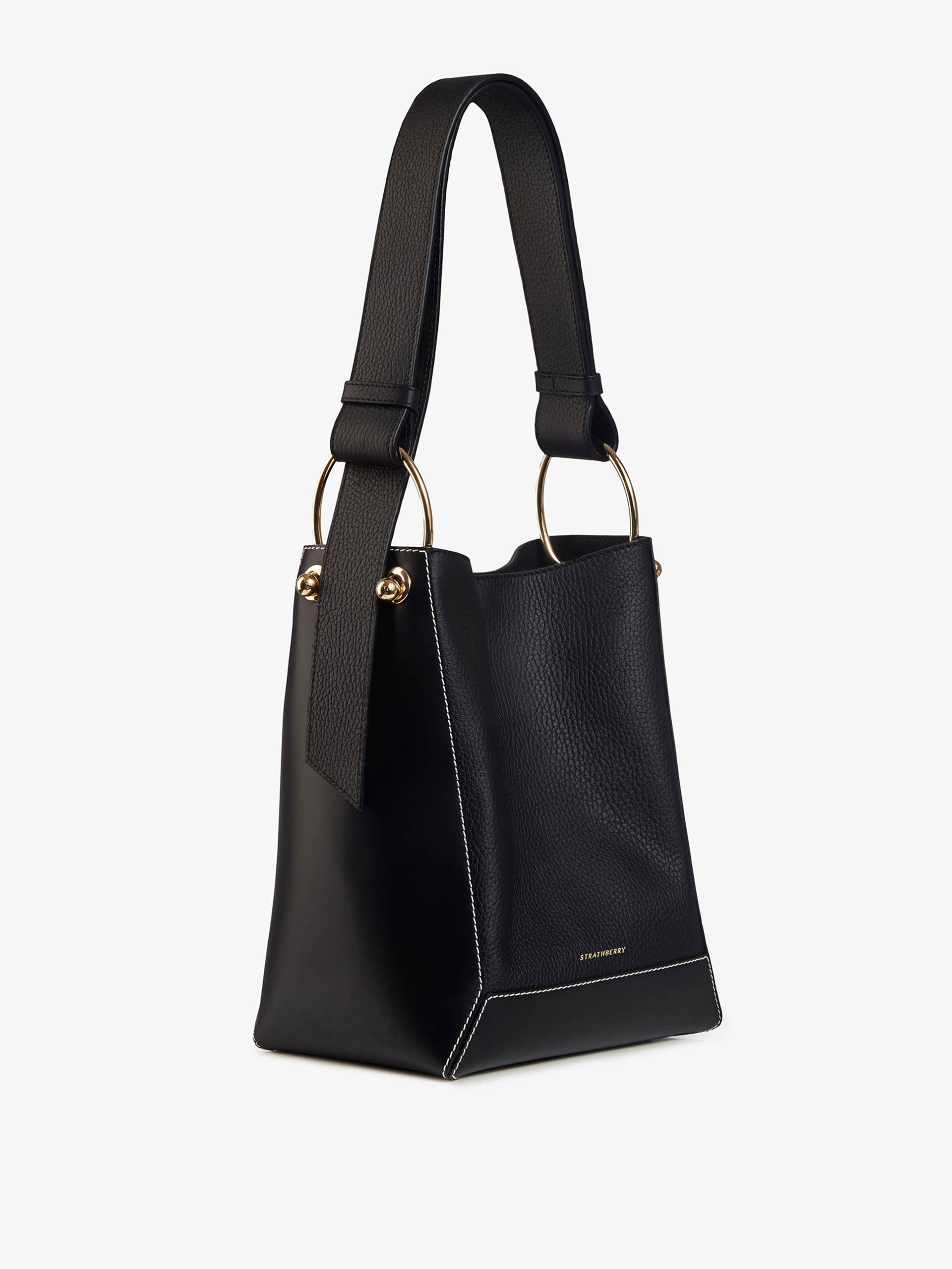 Strathberry Lana Midi bucket bag : r/handbags