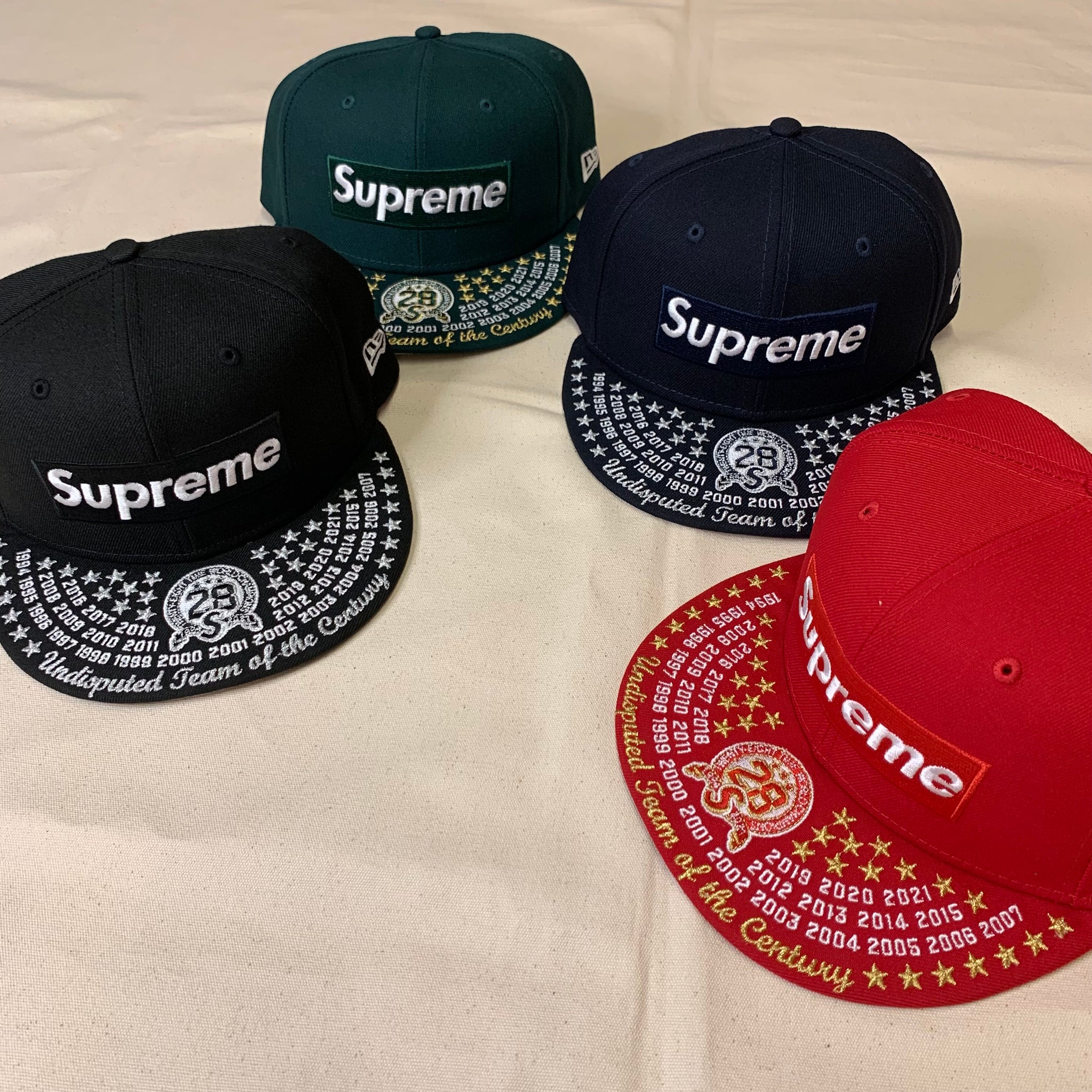 Supreme Undisputed Box NewEra Logo