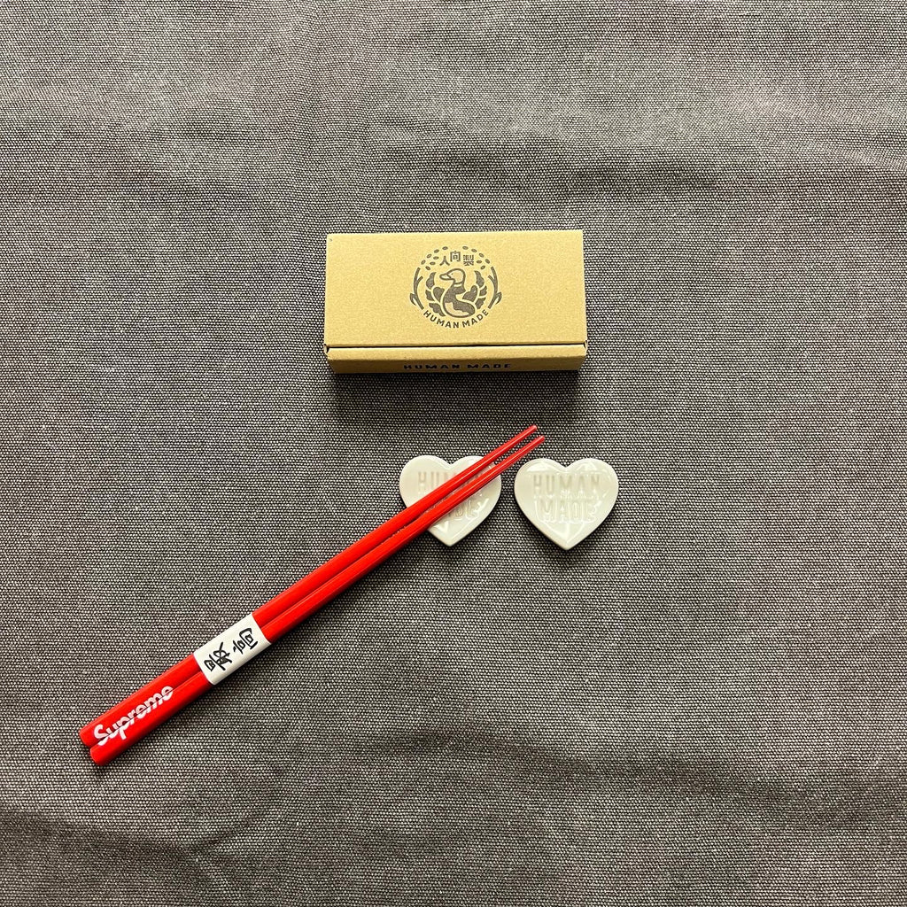 取扱店舗限定アイテム ヒューマンメイド HEART CHOPSTICK REST SET(2P