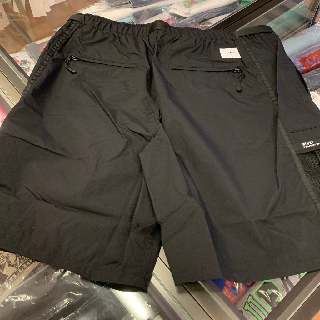 注目ブランド Mサイズ WTAPS UDT SHORTS NYLON. TAFFETA asakusa.sub.jp