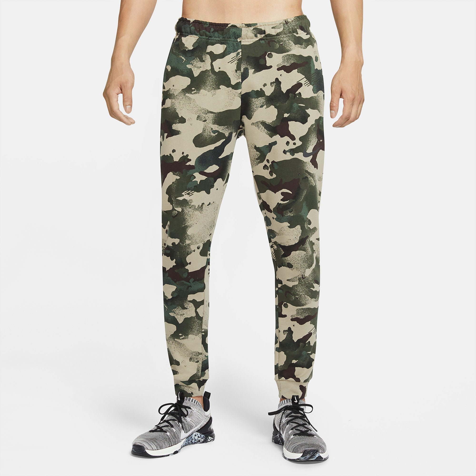 nike men's camo joggers