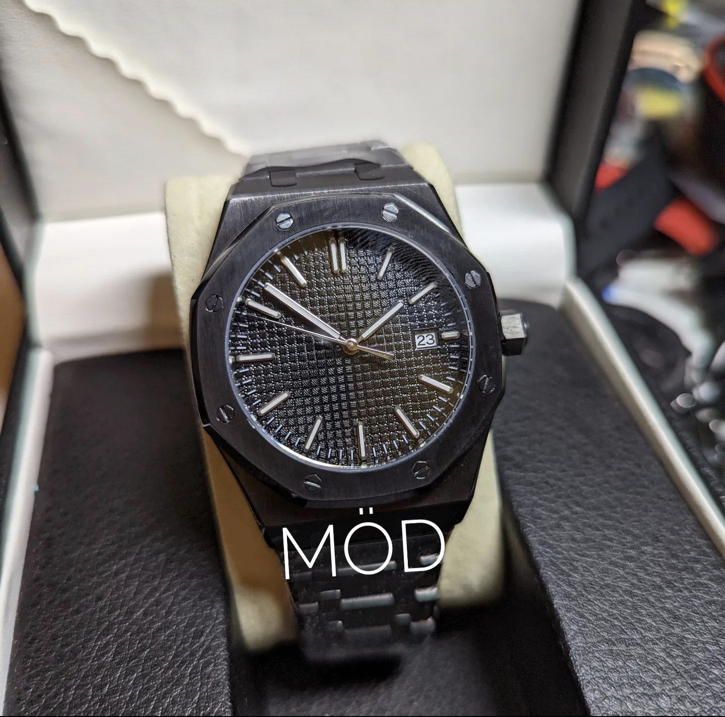 Seiko Royal Oak (TRIPLE BLACK) – Modwatches