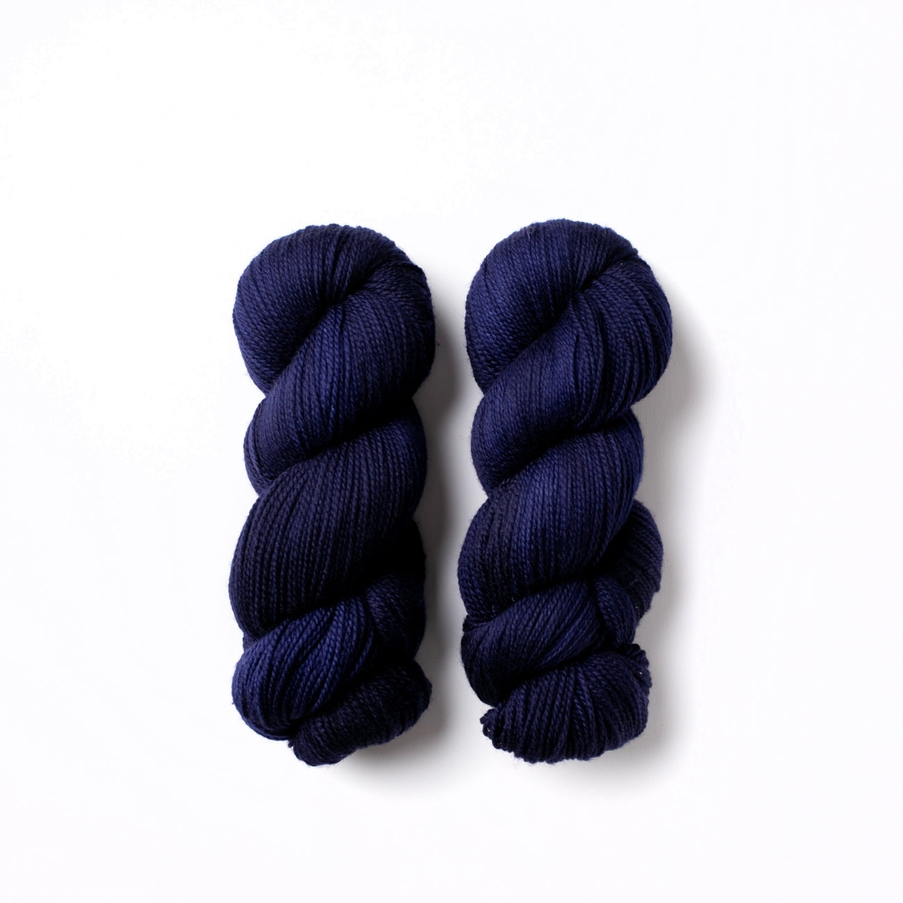 オリジナルヤーン】秋の足音 群青 – Bon voyage hand dyed yarn