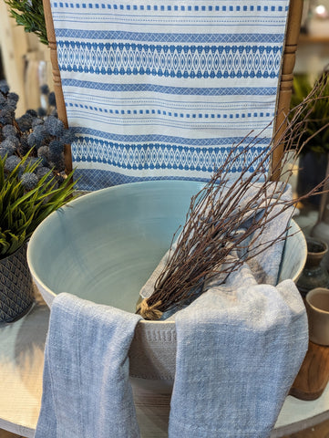 Bowl with branches and soft textiles